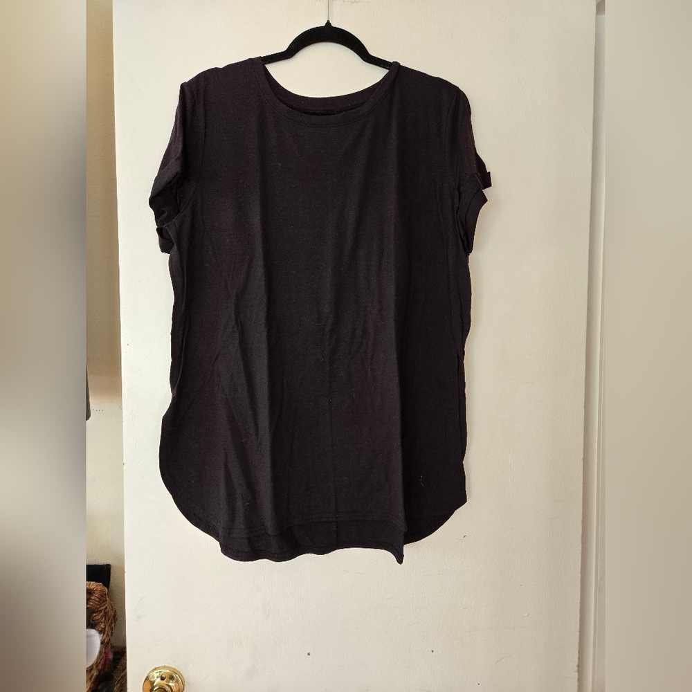 Tek gear Black Short Sleeve Crewneck Tee